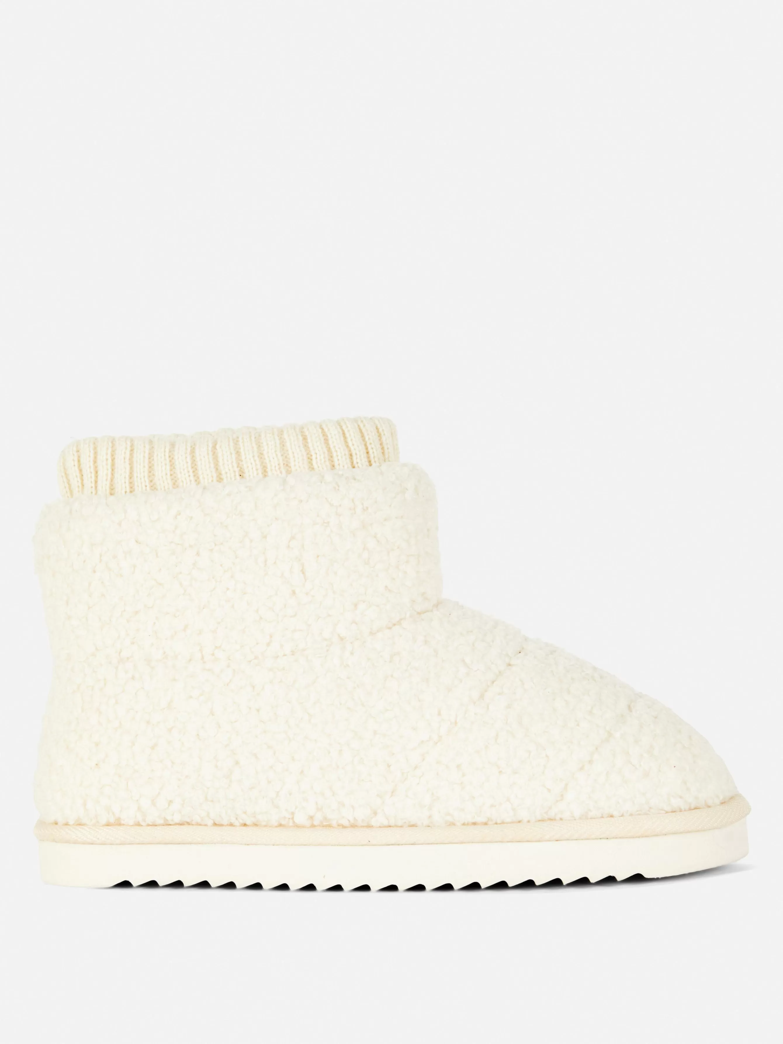 Cheap Primark Chaussons Bottines Effet Mouton Retourné Blanc