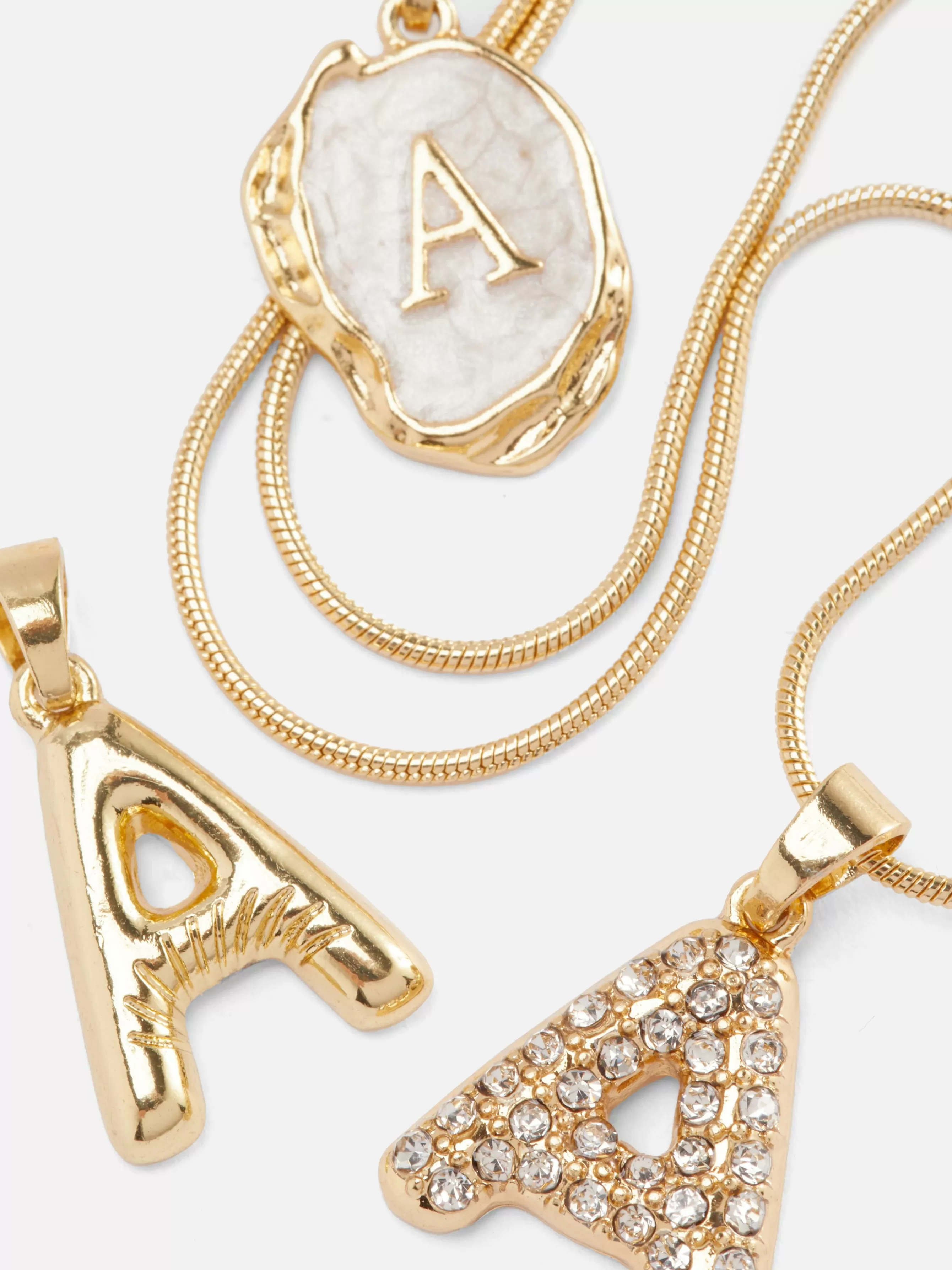 New Primark Collier Initiales à Pendentifs Multiples Jaune