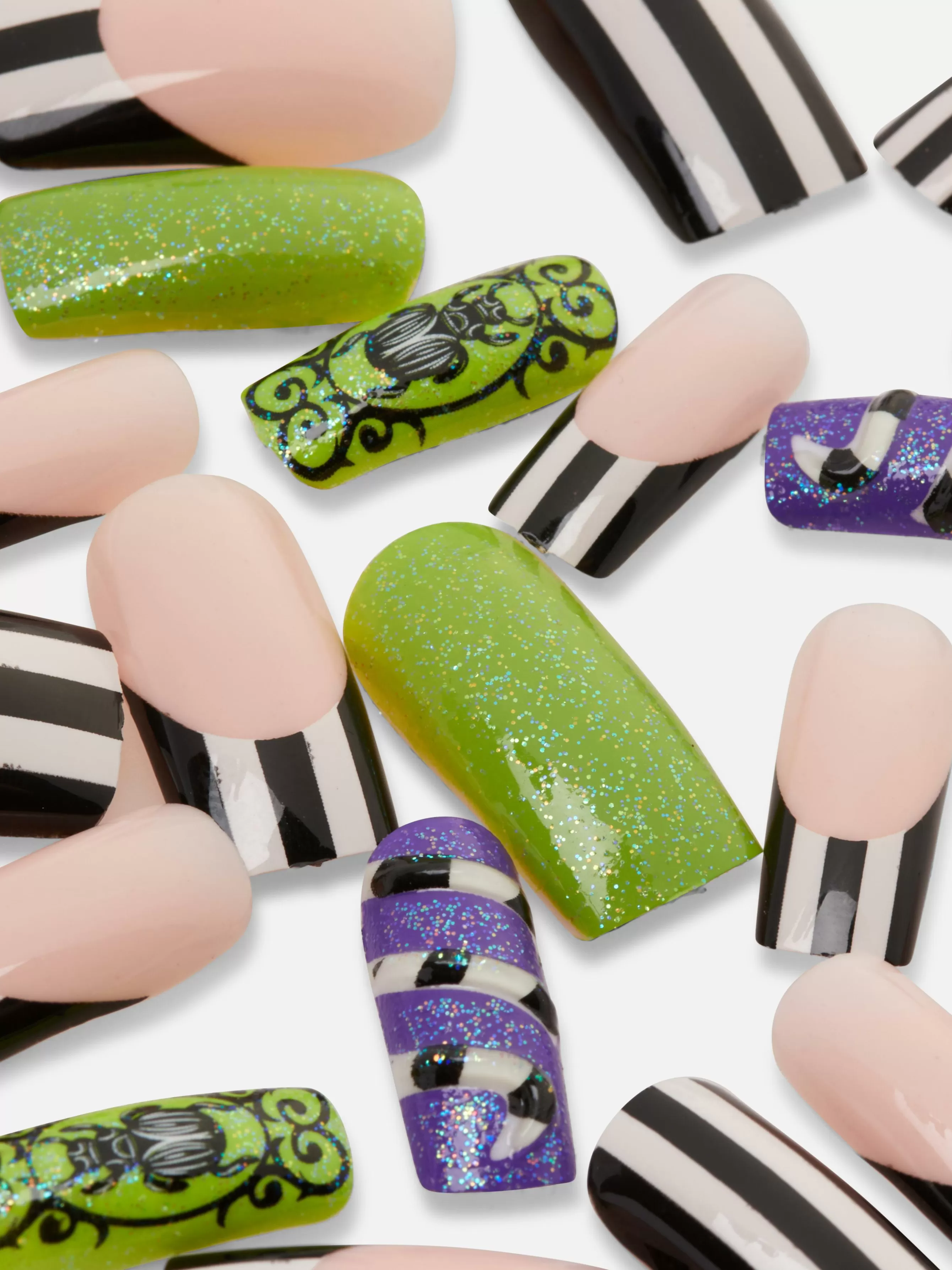 Hot Primark Faux Ongles Beetlejuice Vert