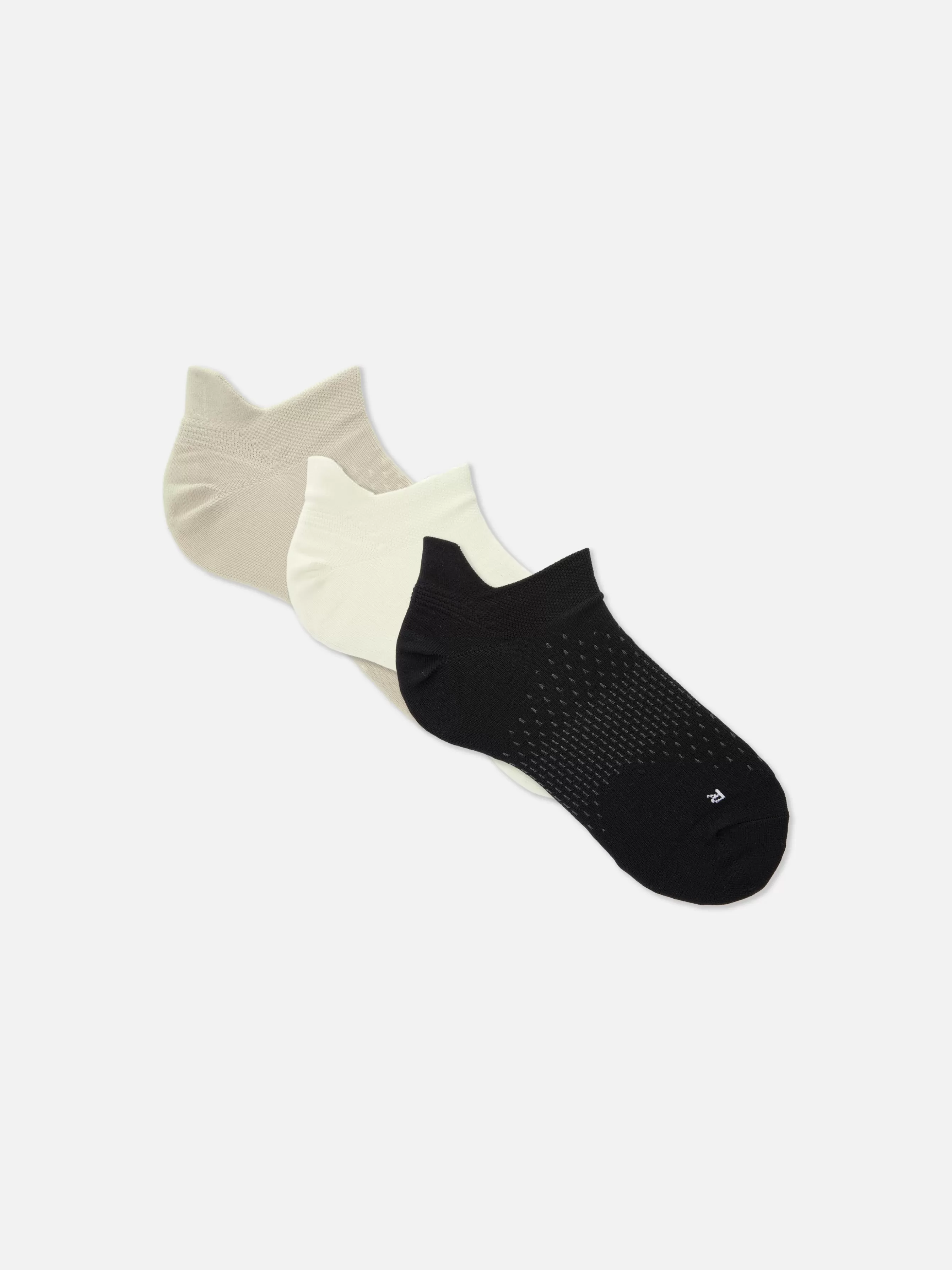 Shop Primark Lot De 3 Paires De Chaussettes Anti-ampoules Taupe