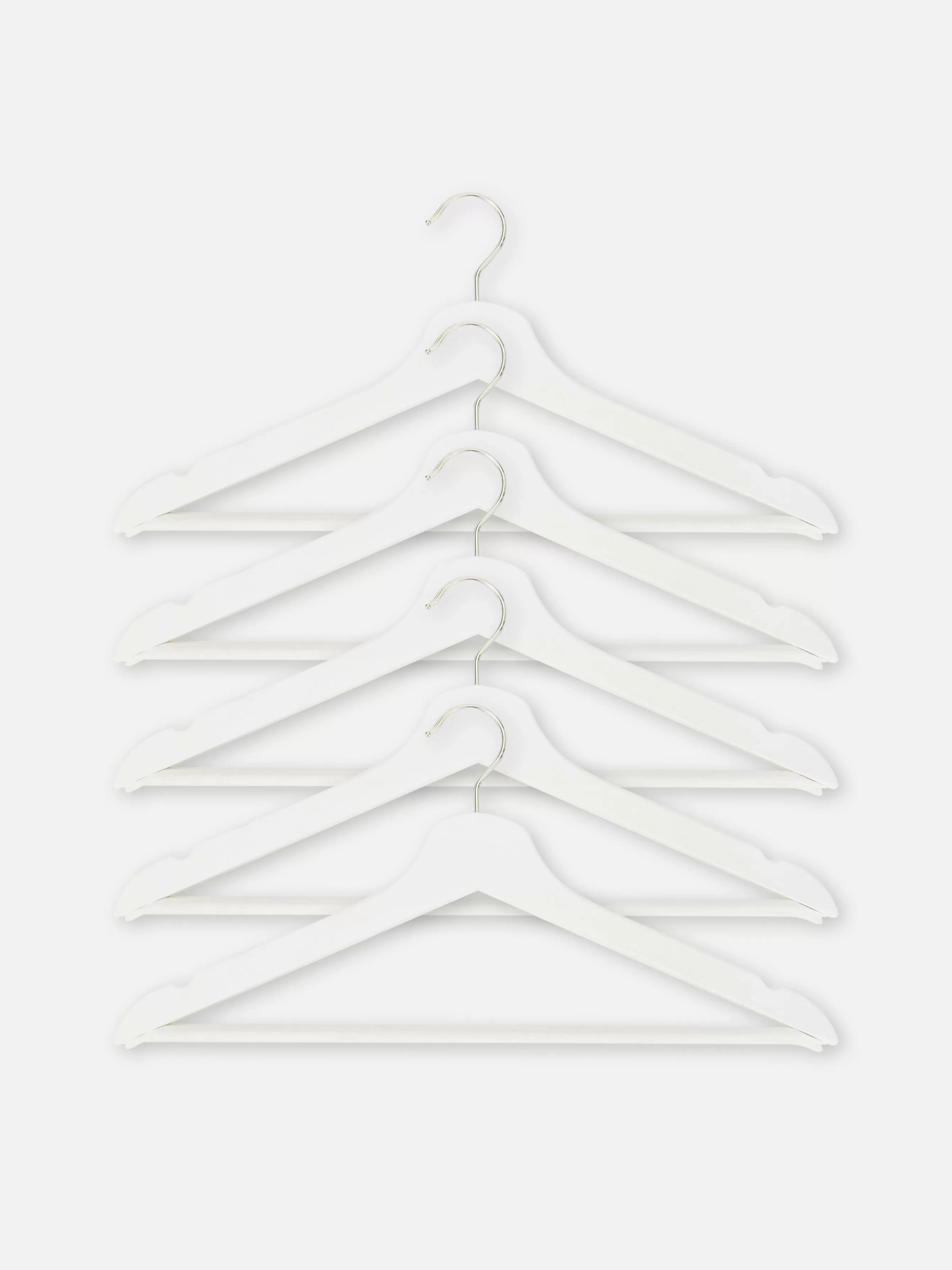 Shop Primark Lot De 5 Cintres En Bois Blanc