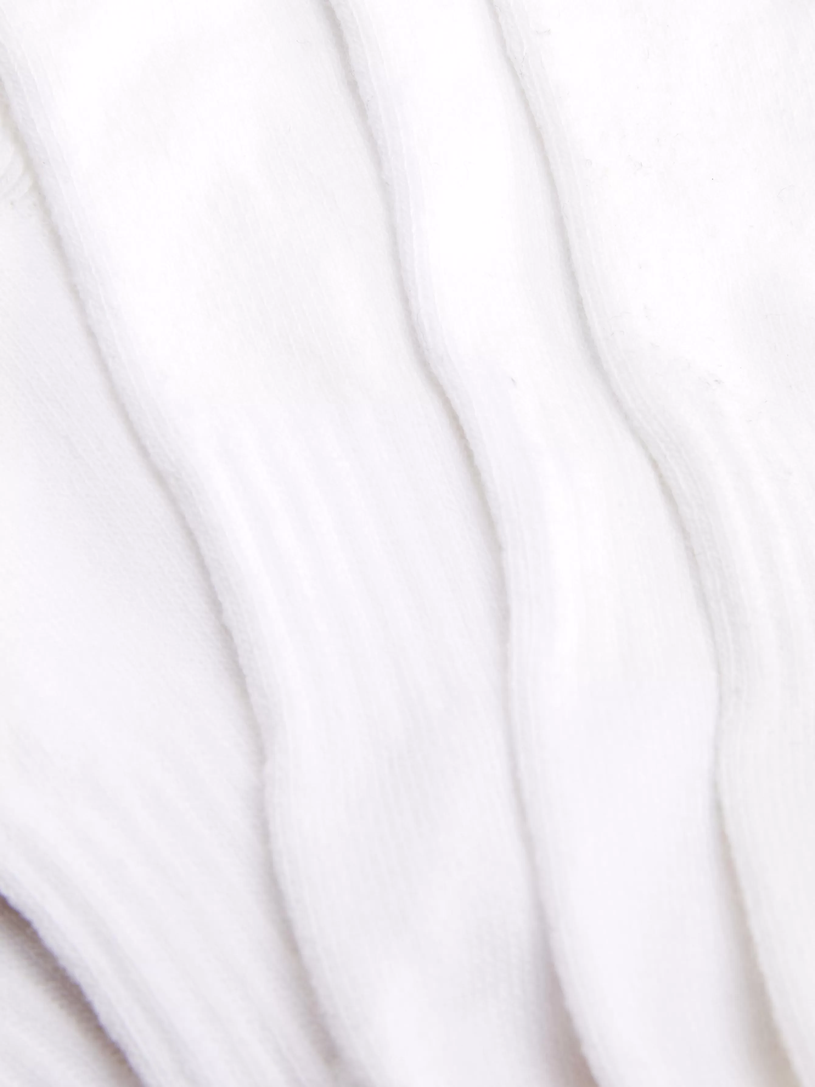 Shop Primark Lot De 5 Paires De Chaussettes De Sport Essential Blanc