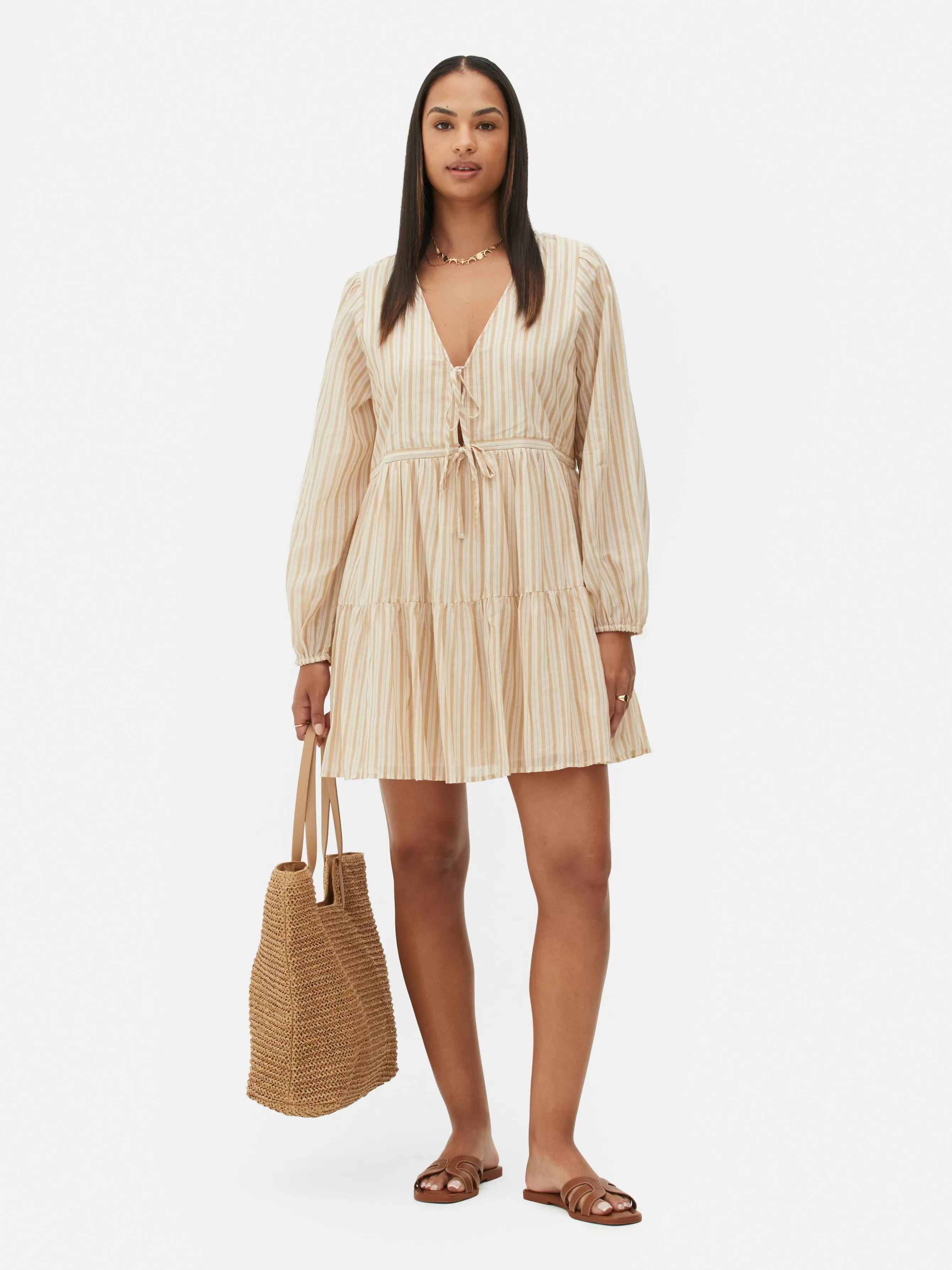 New Primark Mini Robe à Smocks Nouée Sur Le Devant Crème