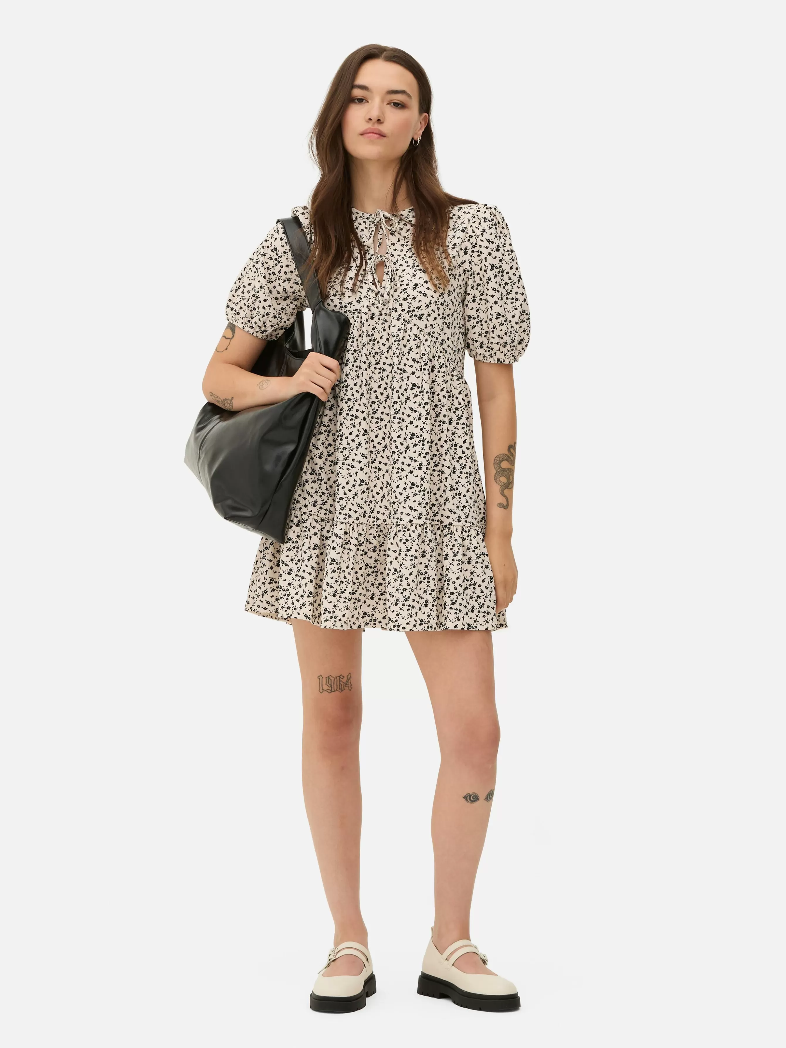 Discount Primark Mini Robe Froncée à Smock Blanc/Noir