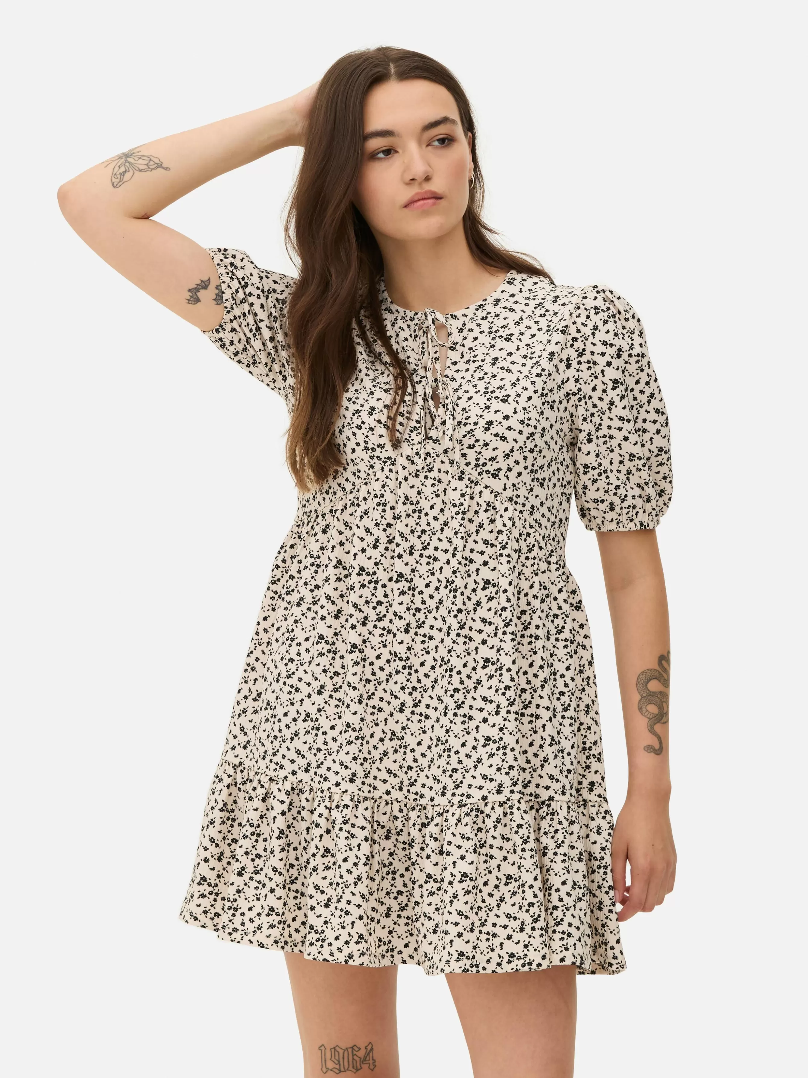 Discount Primark Mini Robe Froncée à Smock Blanc/Noir