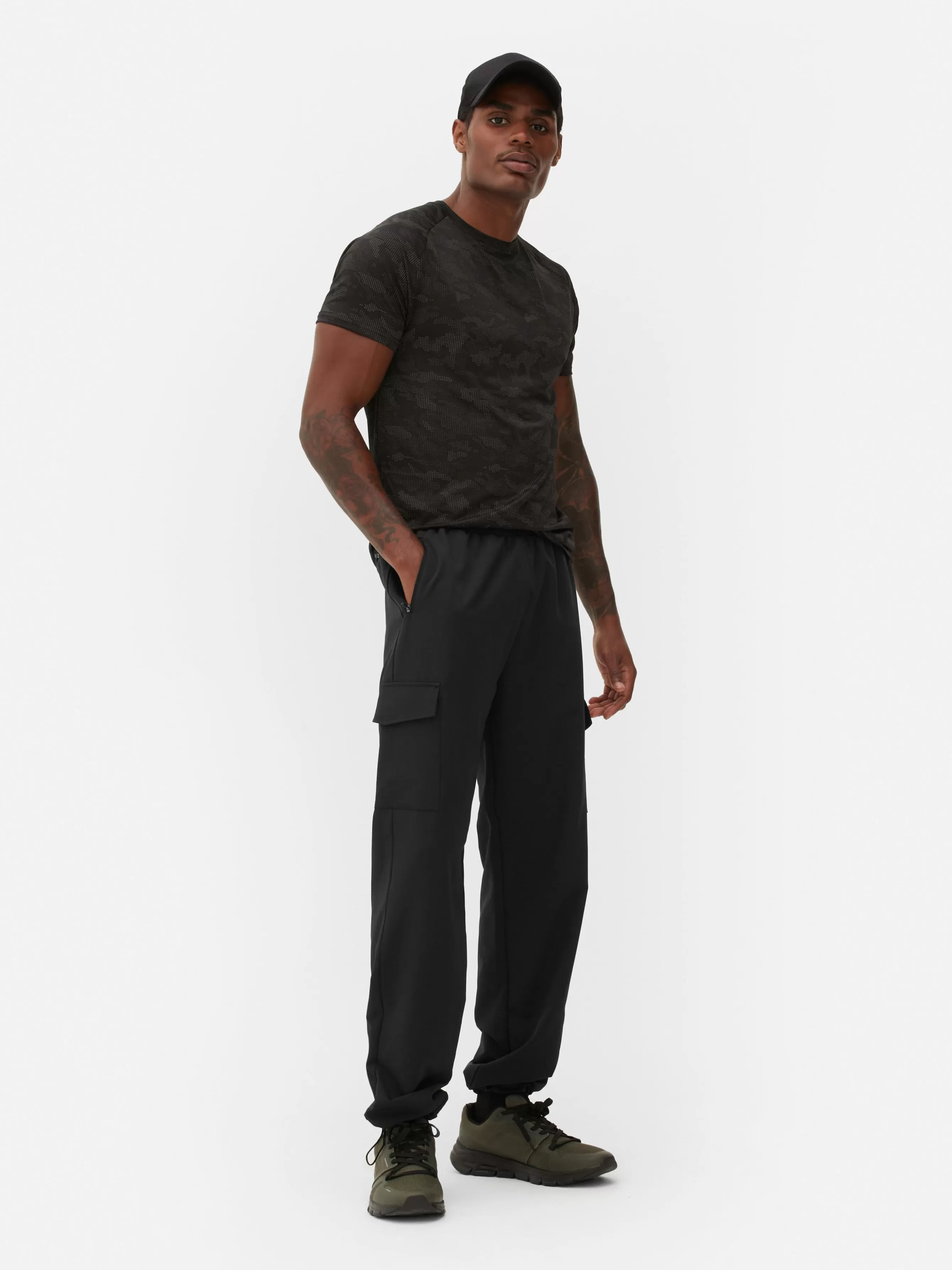 Best Sale Primark Pantalon Cargo Resserré Aux Chevilles Noir