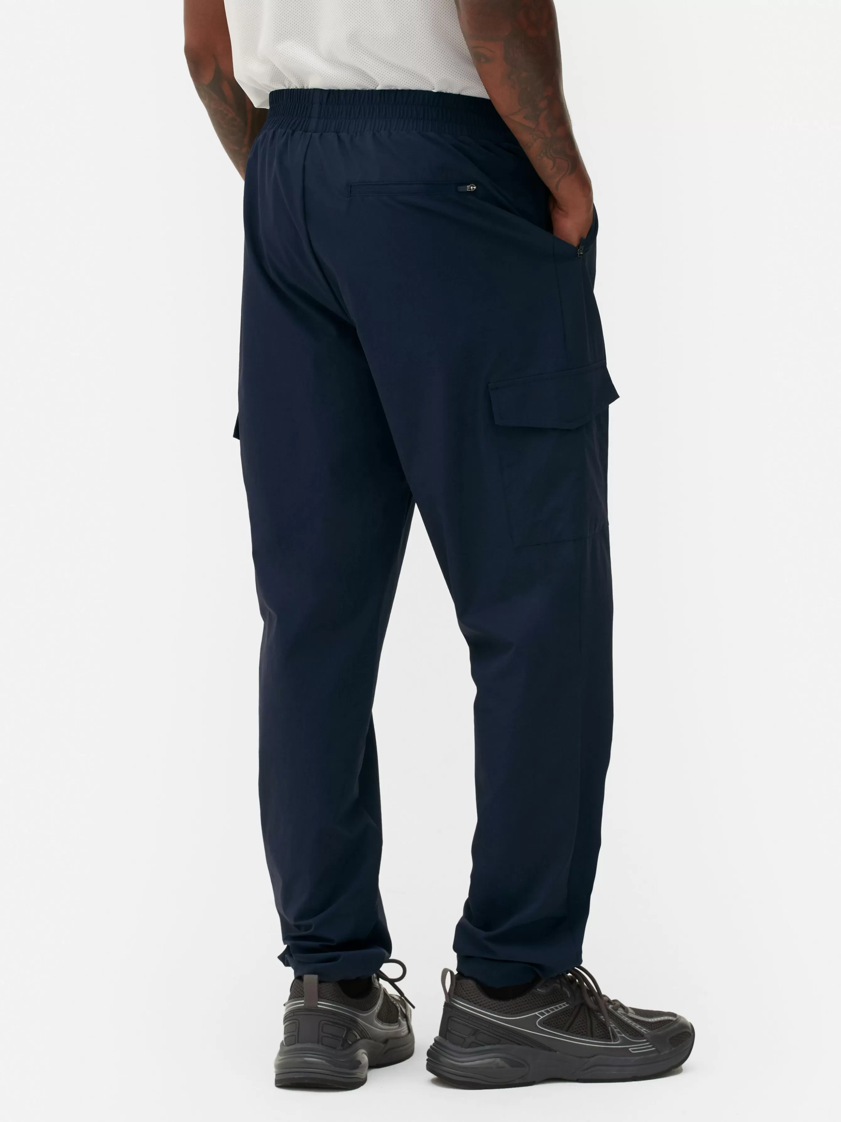 Fashion Primark Pantalon Cargo Resserré Aux Chevilles Avec Bloque-cordon Bleu marine