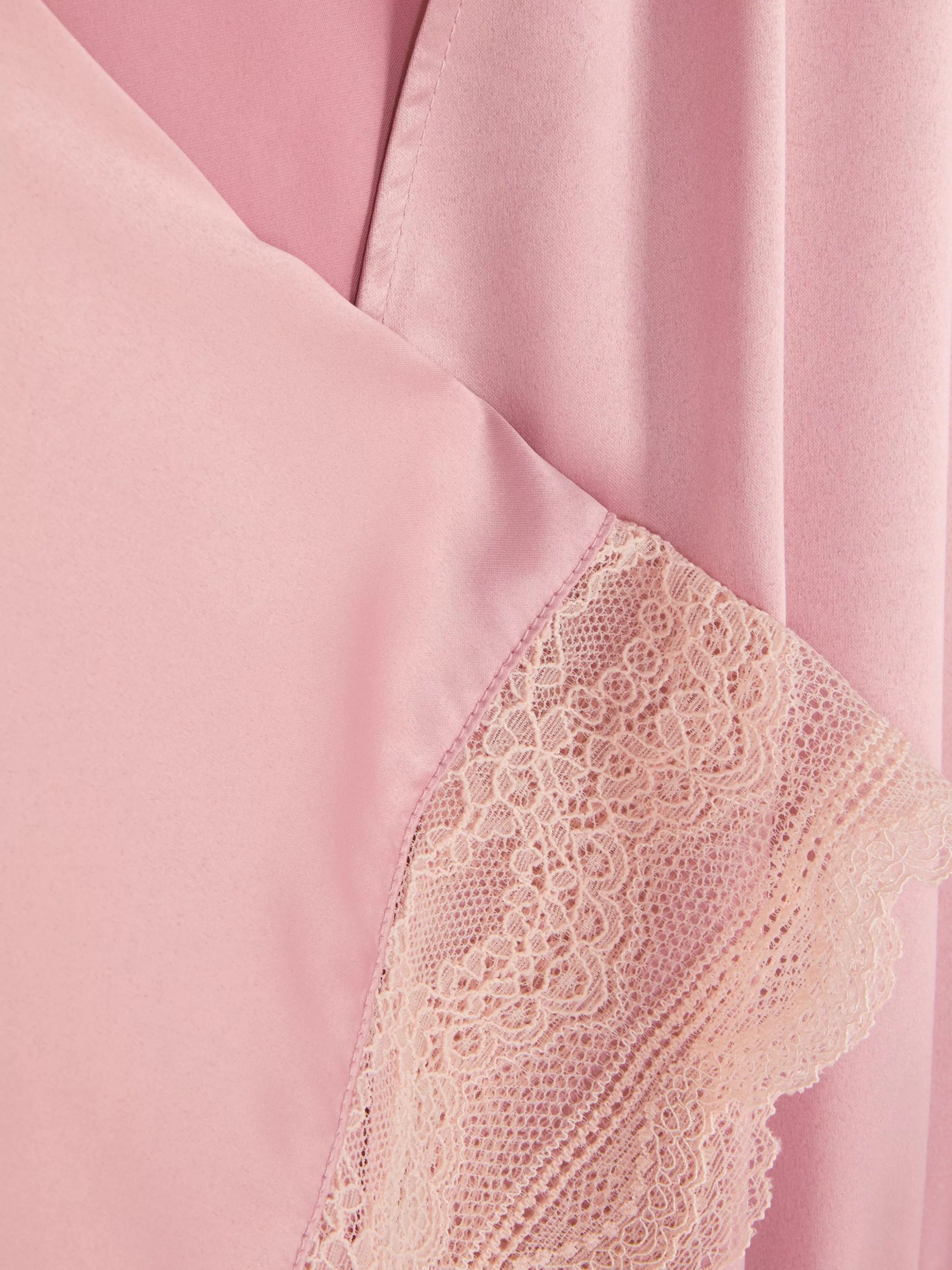 Flash Sale Primark Peignoir En Satin Avec Finitions En Dentelle Rose