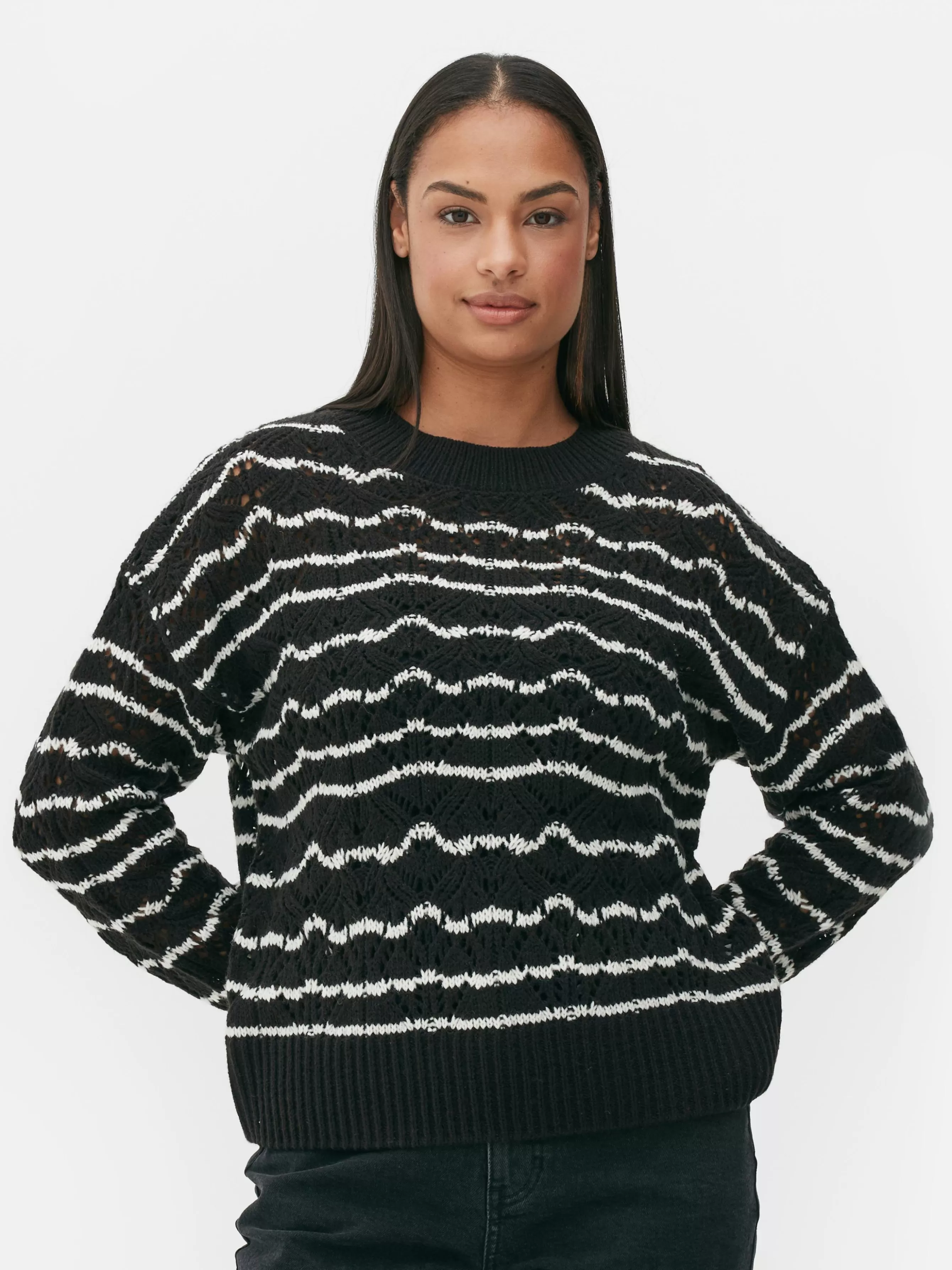 Flash Sale Primark Pull En Maille Ajourée à Col Ras-du-cou Noir/Blanc