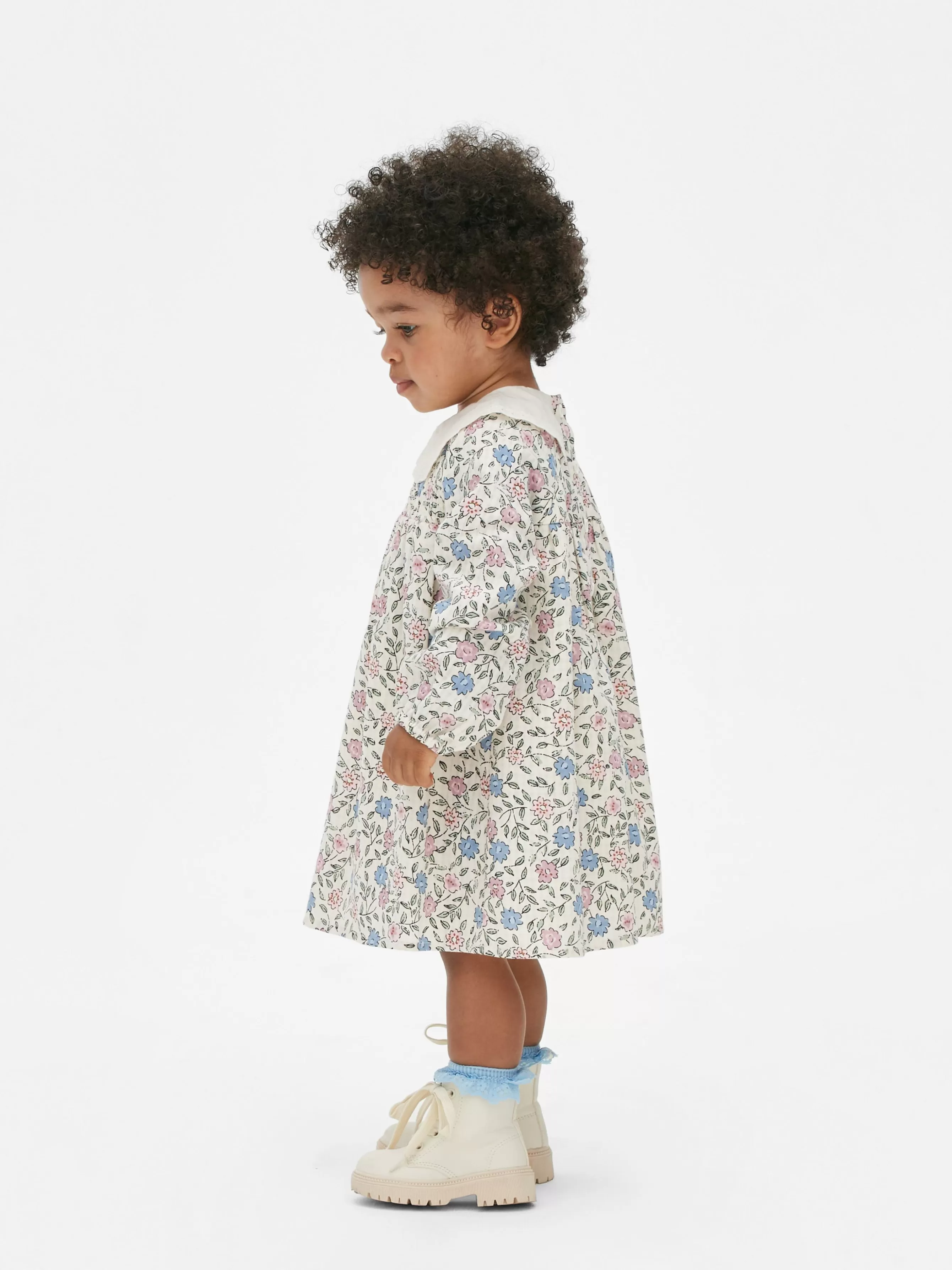 Store Primark Robe à Col Et à Motif Floral Multicolore