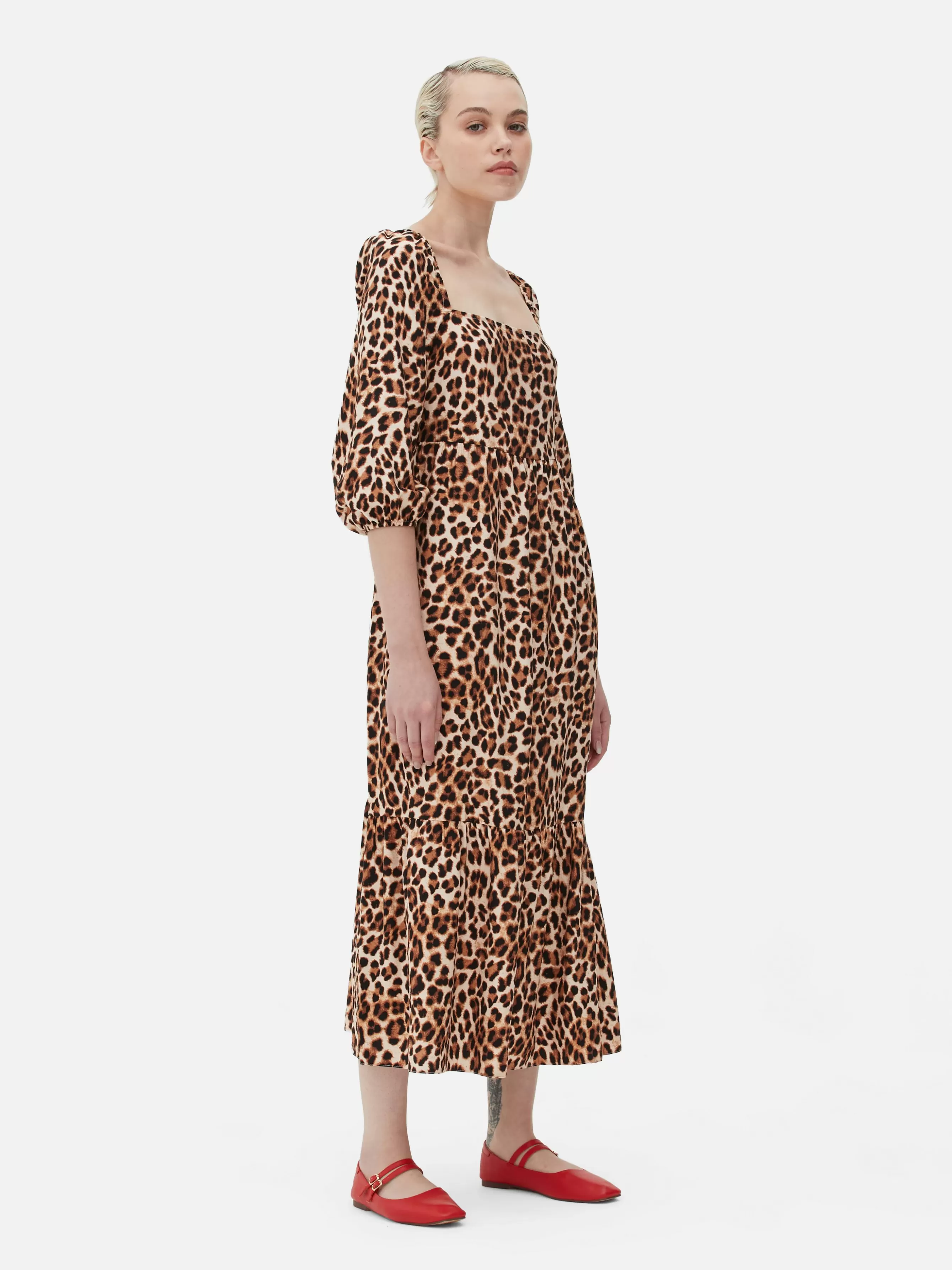 Flash Sale Primark Robe Mi-longue à Motif Léopard Et à Encolure Carrée Beige