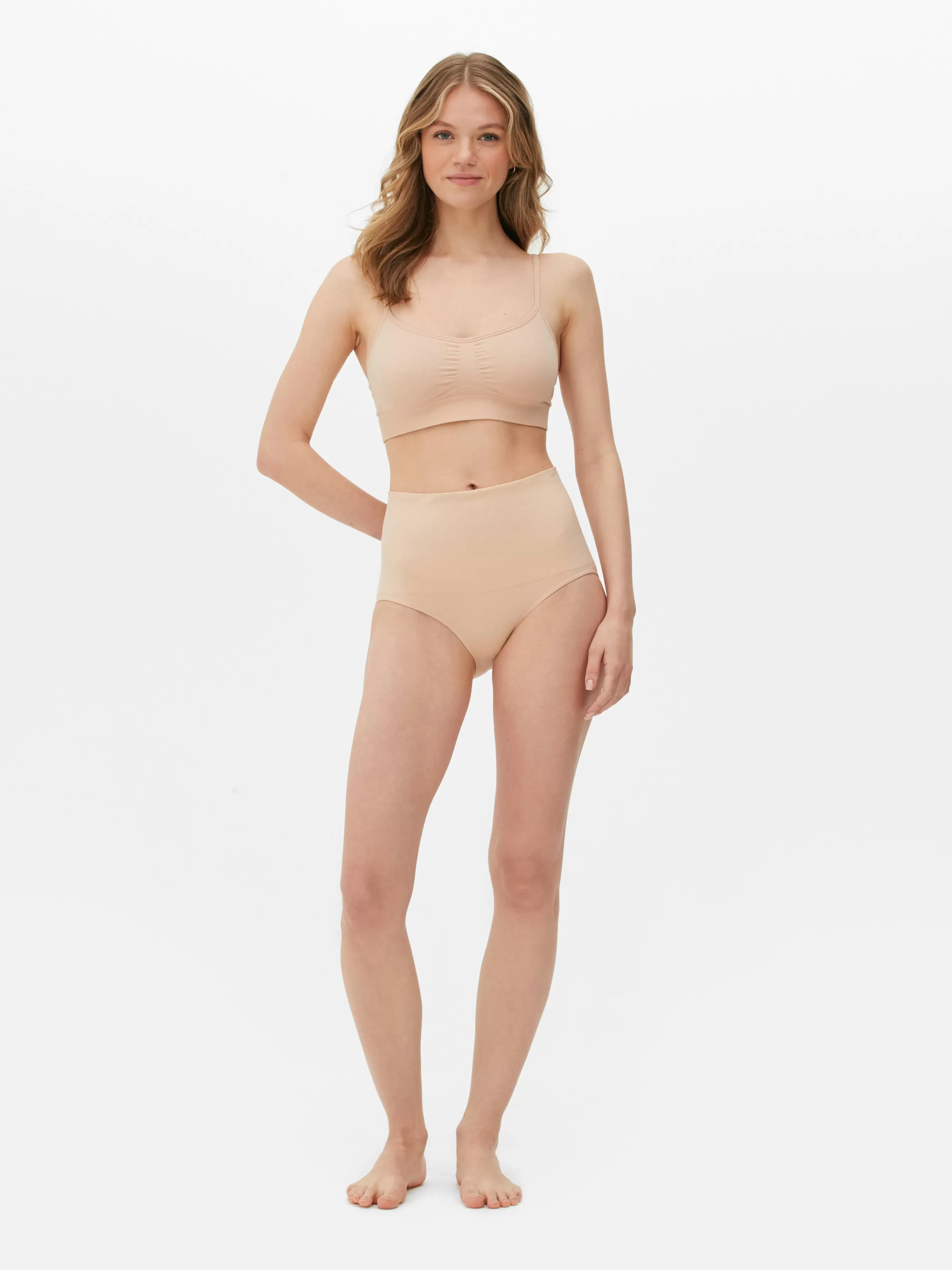 Store Primark String Gainant à Taille Haute Sans Couture Taupe