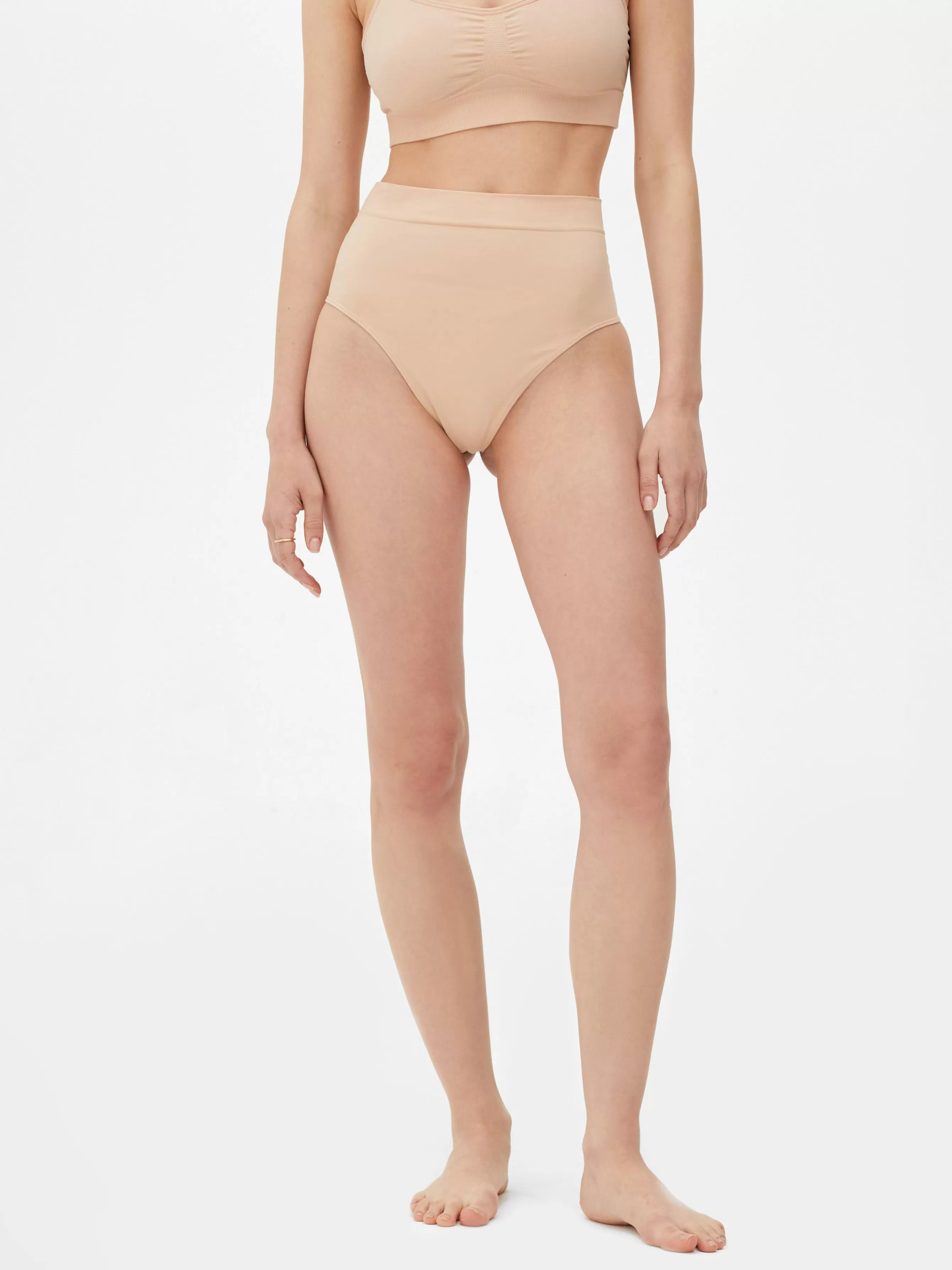 Store Primark String Gainant à Taille Haute Sans Couture Taupe