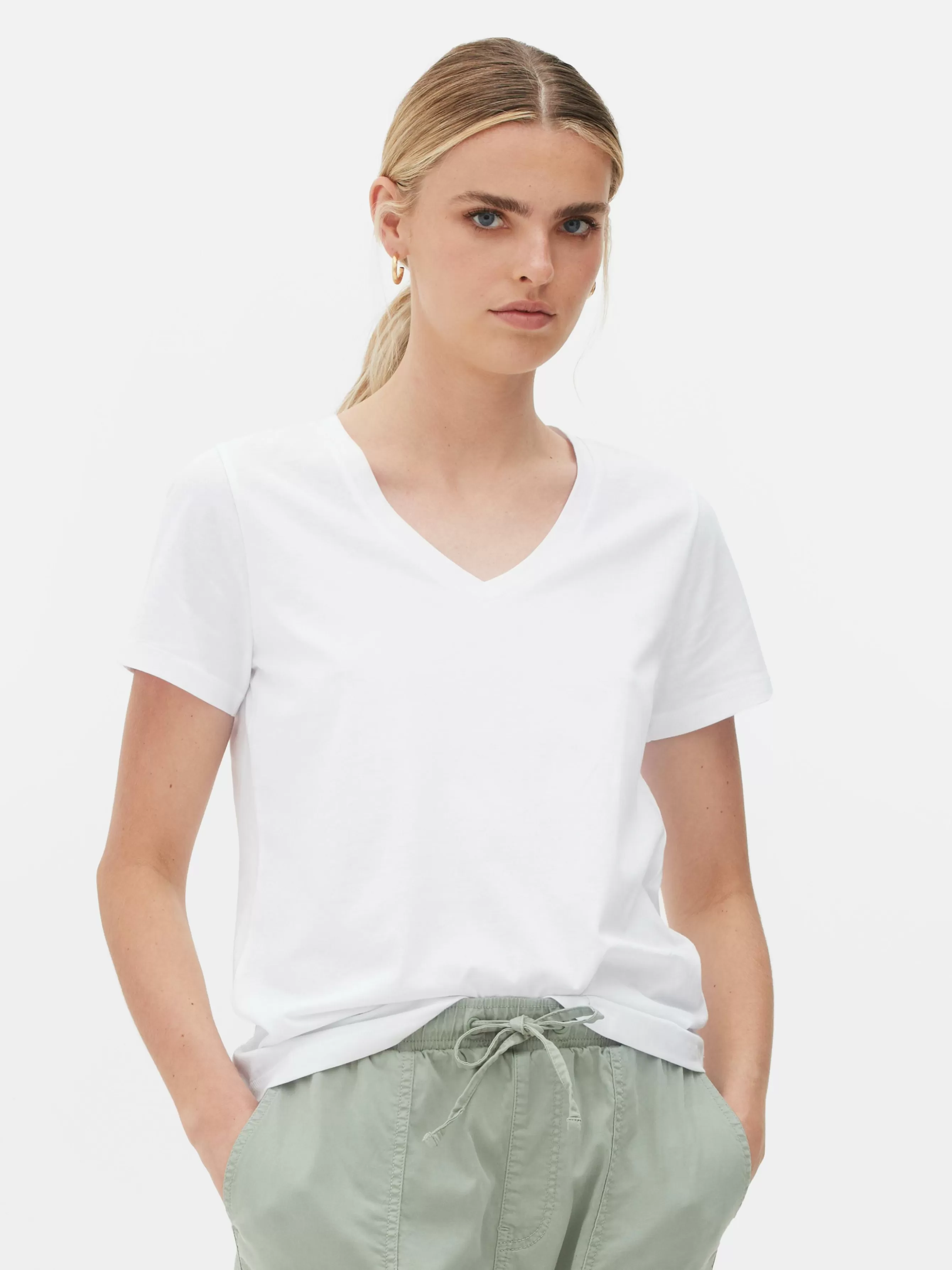 Best Sale Primark T-shirt à Col En V Et Manches Courtes Blanc