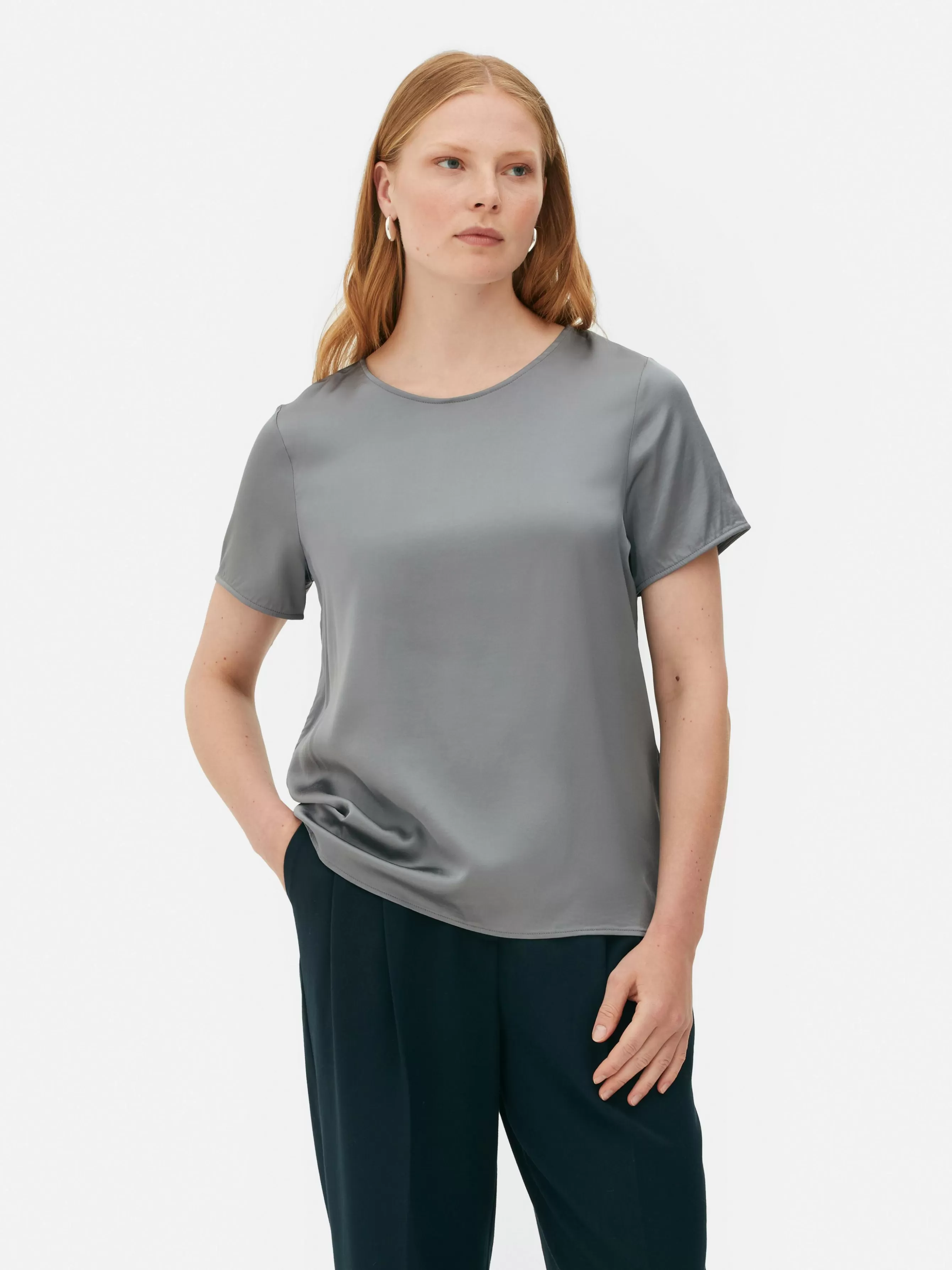 Store Primark T-shirt En Satin à Manches Courtes The Edit Gris clair